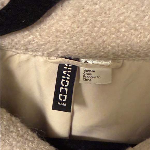 H&M Women's Cream Teddy Shacket - Picture 2 of 2